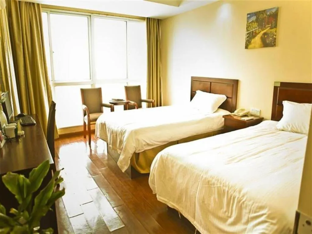 Bed in GreenTree Inn Yancheng Xiangshui Bus Station Express Hotel