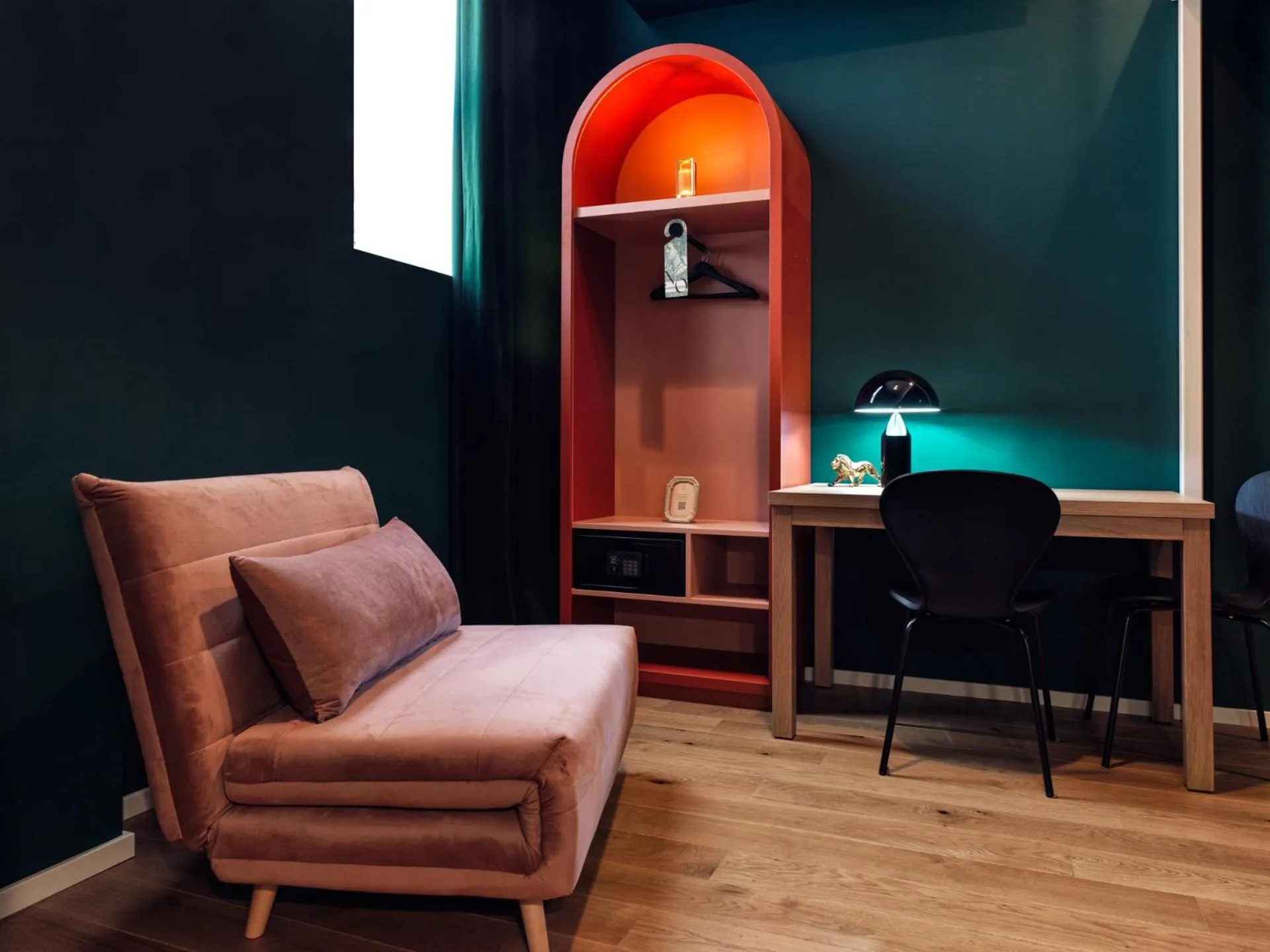 Bedroom in The Ald Hotel