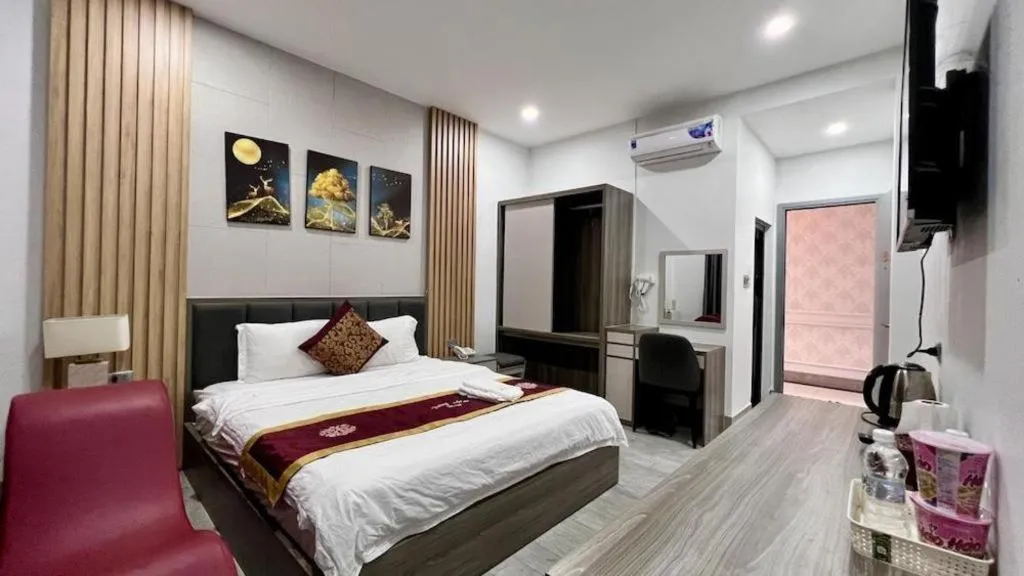 Bed in Hoang Mai Hotel