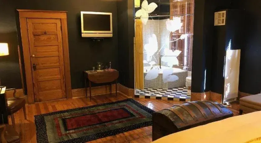 Bed in Hotel Frederick Bed in Hotel Frederick