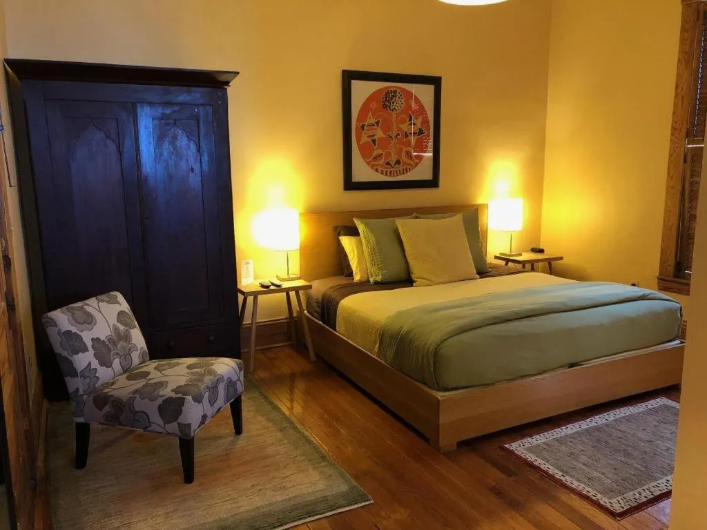 Bed in Hotel Frederick