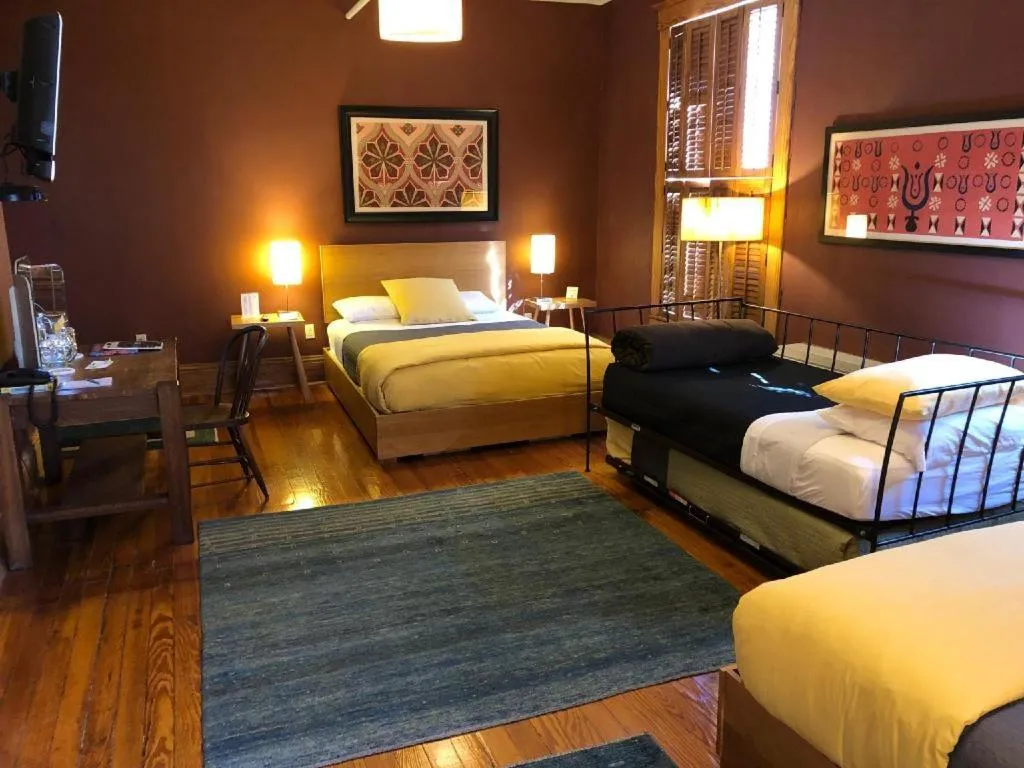 Bed in Hotel Frederick