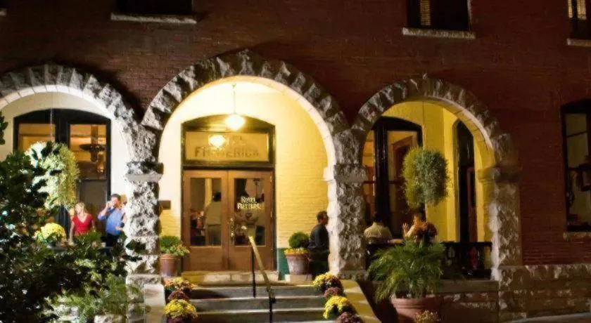Hotel Frederick