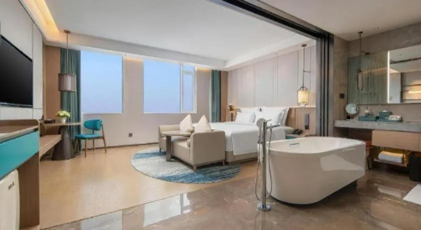 Chutian Guangdong International Hotel