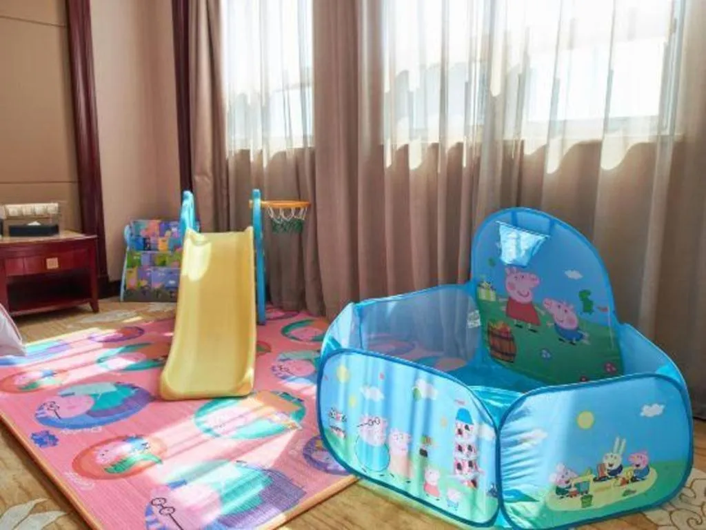 Chutian Guangdong International Hotel