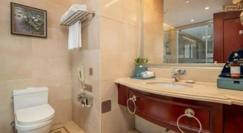 Chutian Guangdong International Hotel