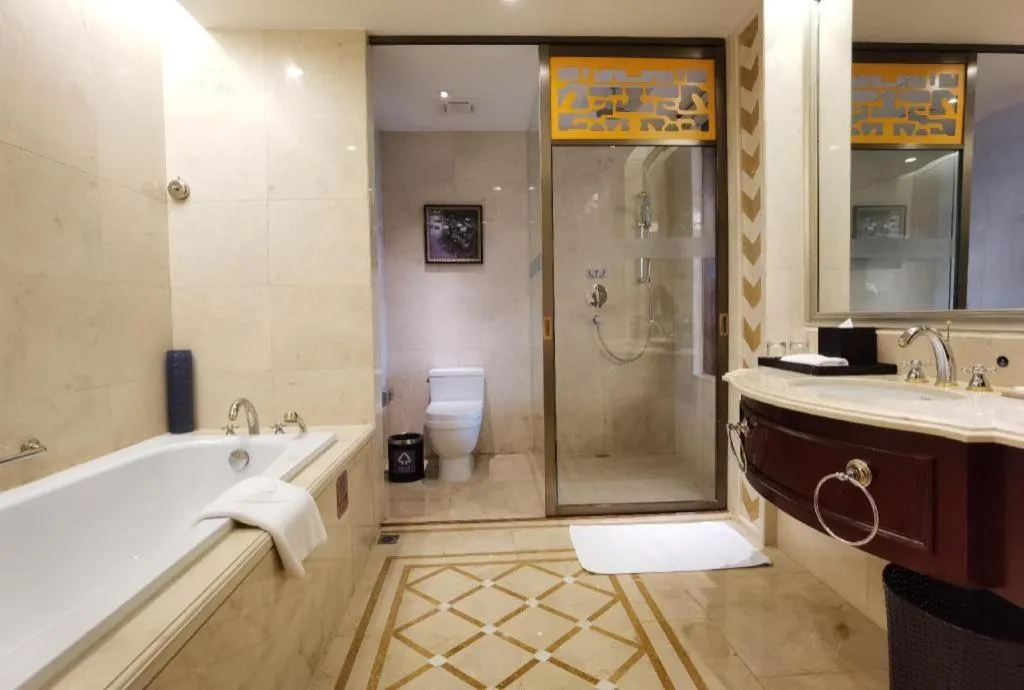 Chutian Guangdong International Hotel