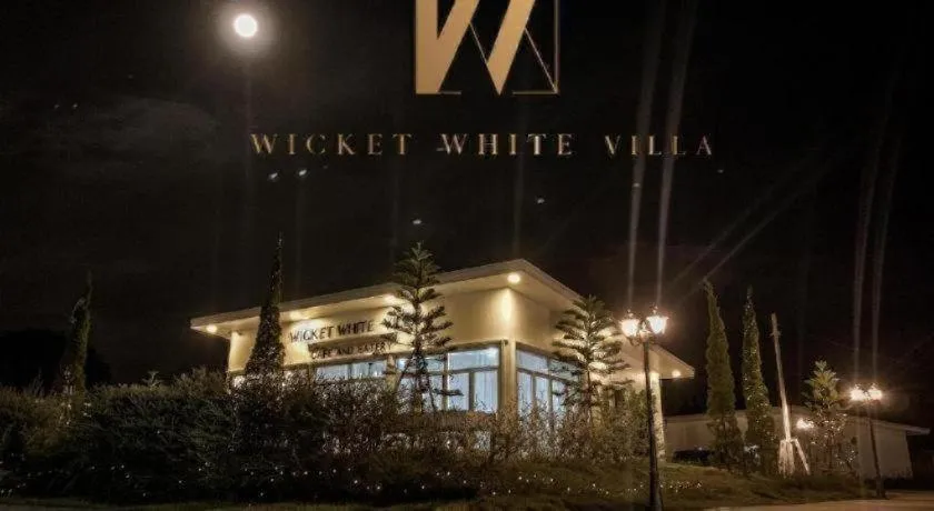 WICKET WHITE VILLA
