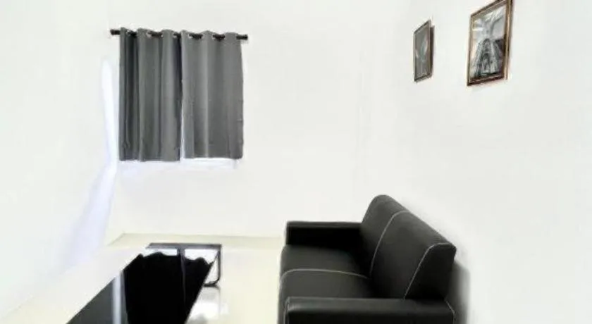 WICKET WHITE VILLA