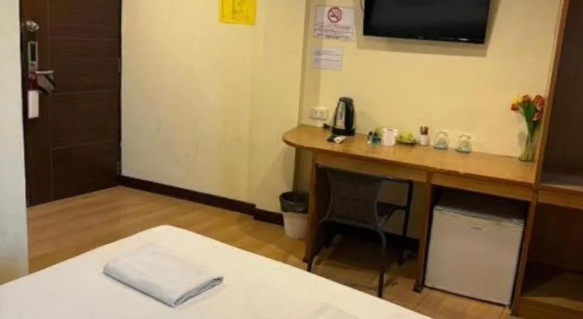 Bed in A7 Hotel Pattaya