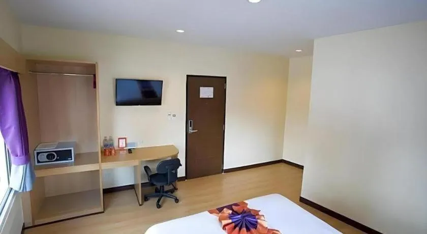 Bed in A7 Hotel Pattaya