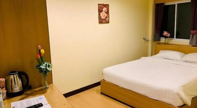 Bed in A7 Hotel Pattaya