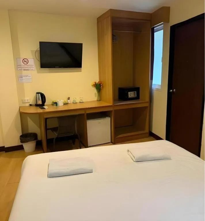 Bed in A7 Hotel Pattaya