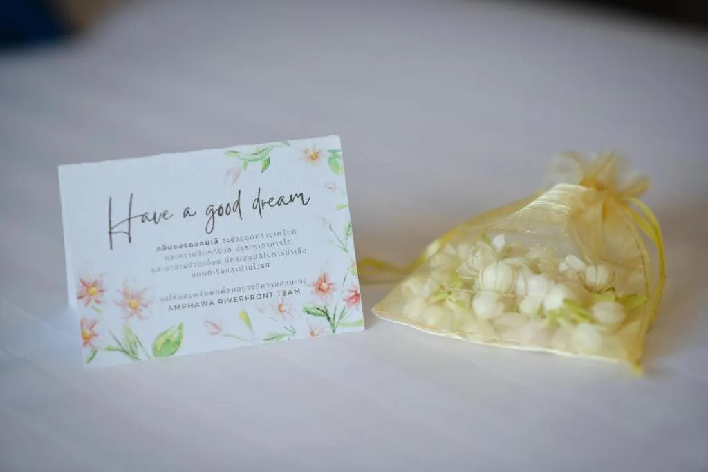 Amphawa Riverfront Hotel