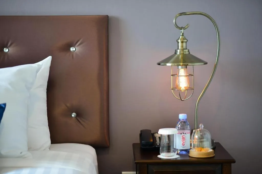 Amphawa Riverfront Hotel