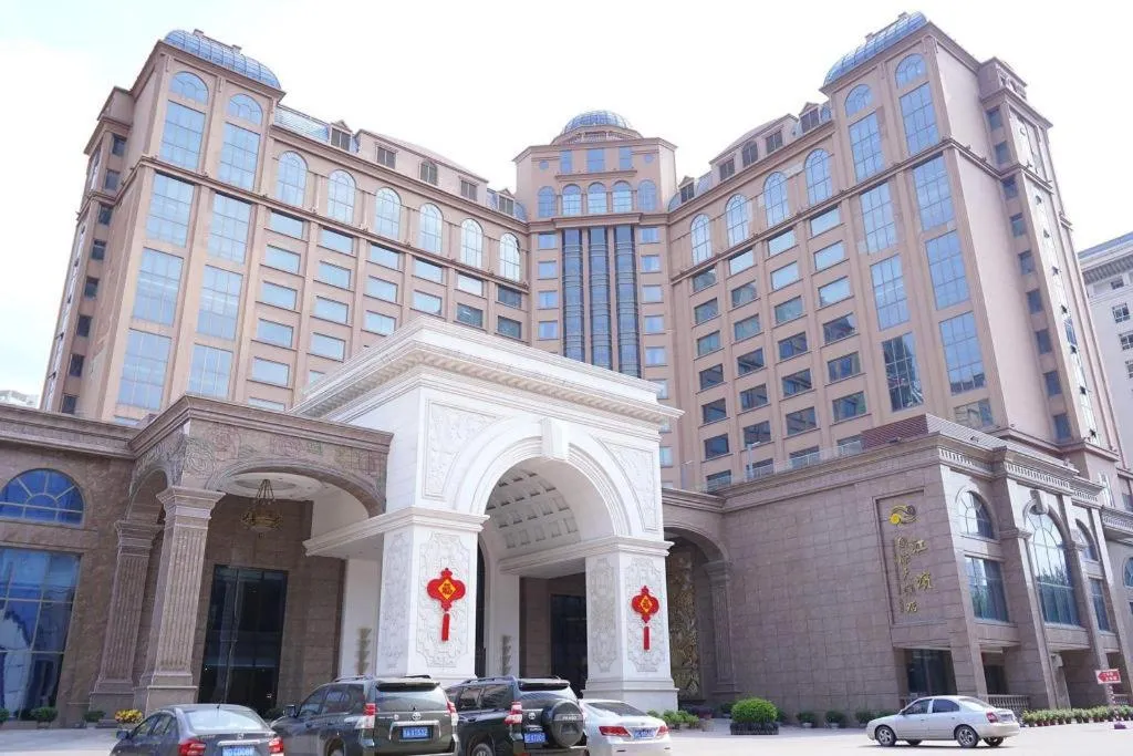 Riverside International Hotel