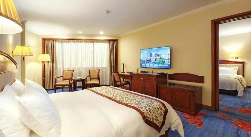 Bed in Quanzhou Hotel