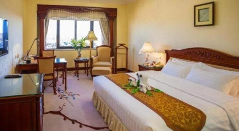 Bed in Quanzhou Hotel