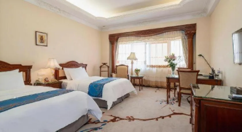 Bed in Quanzhou Hotel