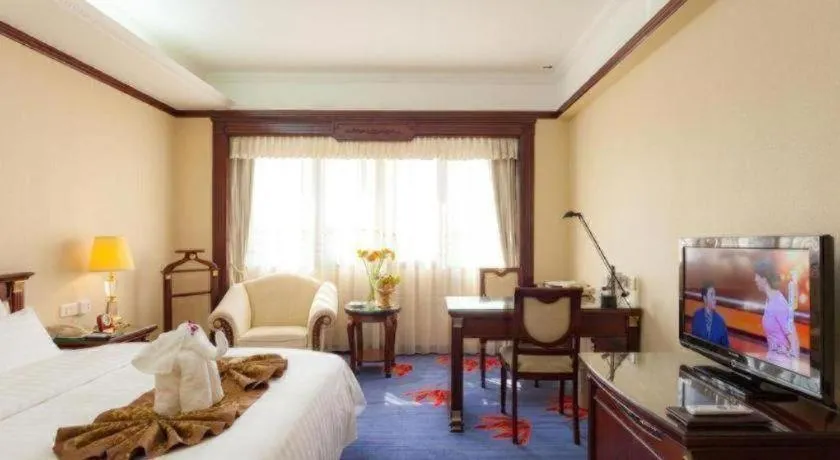 Bed in Quanzhou Hotel