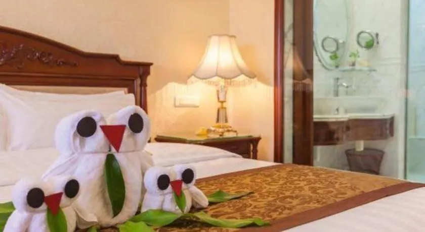 Bed in Quanzhou Hotel