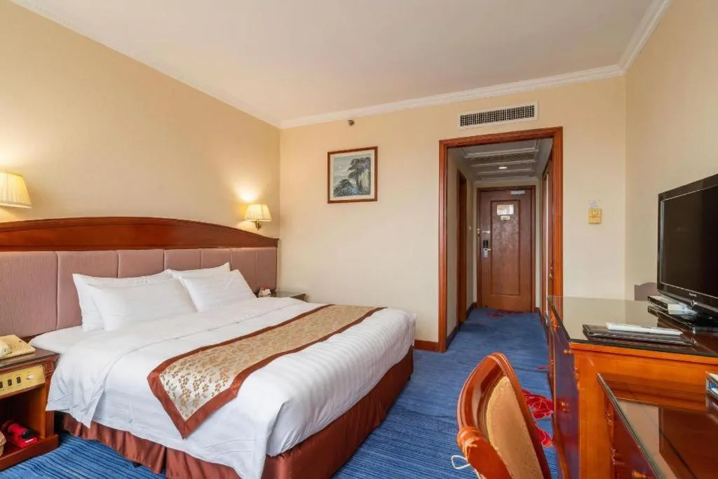 Bed in Quanzhou Hotel