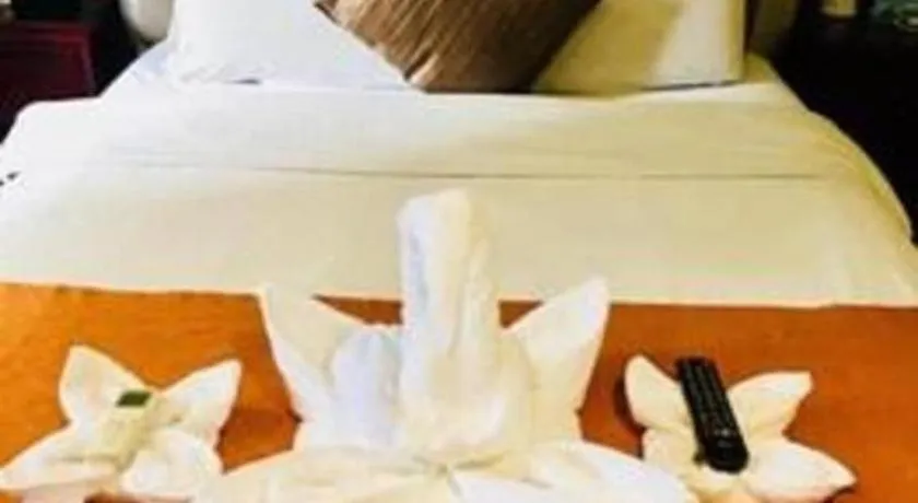 Bed in Clark Imperial Hotel