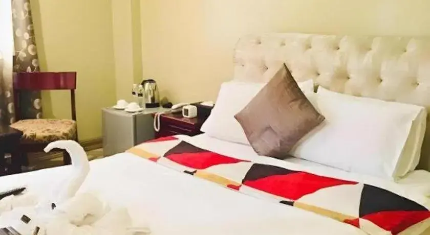 Bed in Clark Imperial Hotel Bed in Clark Imperial Hotel