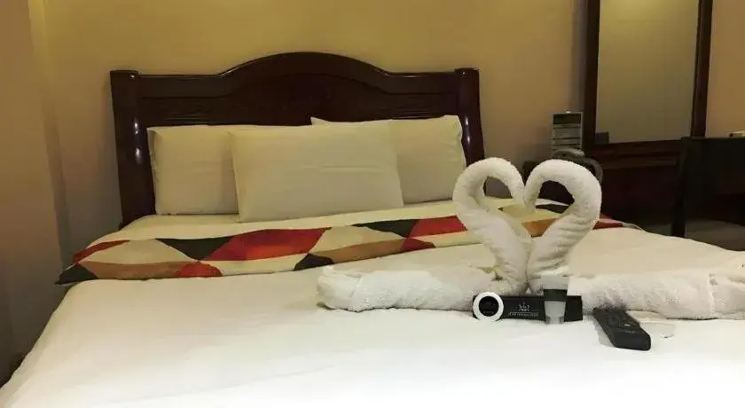 Bed in Clark Imperial Hotel Bed in Clark Imperial Hotel