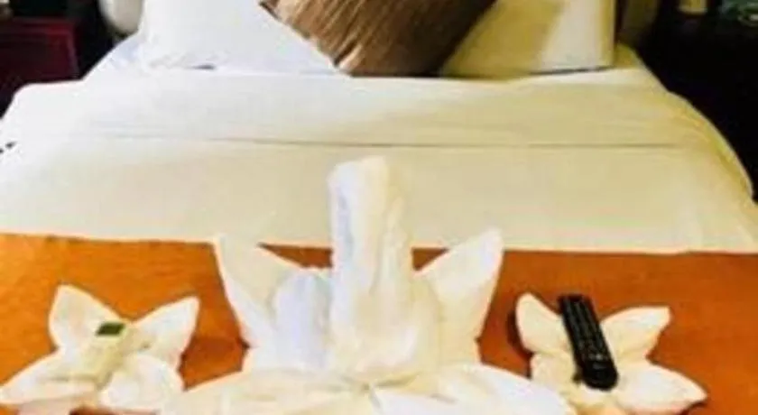 Bed in Clark Imperial Hotel