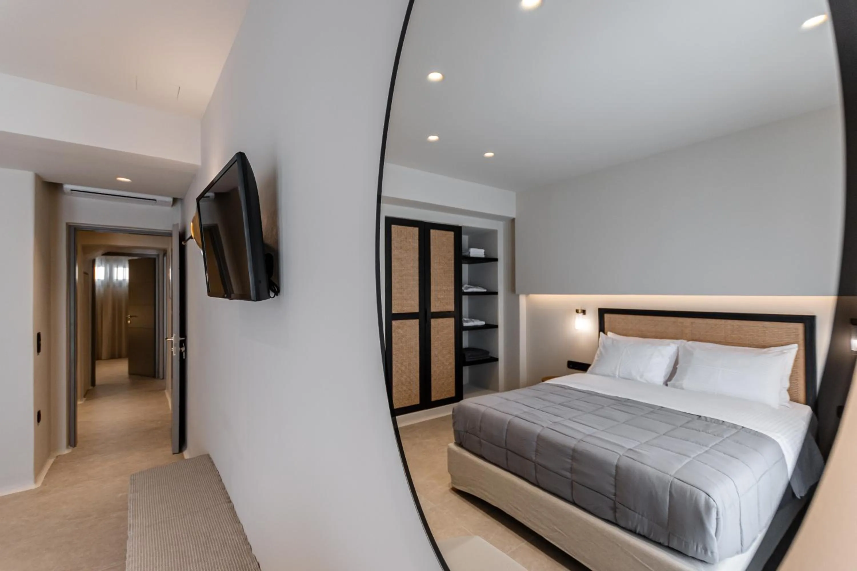 Shower, Bed in Lithia Exclusive Villas