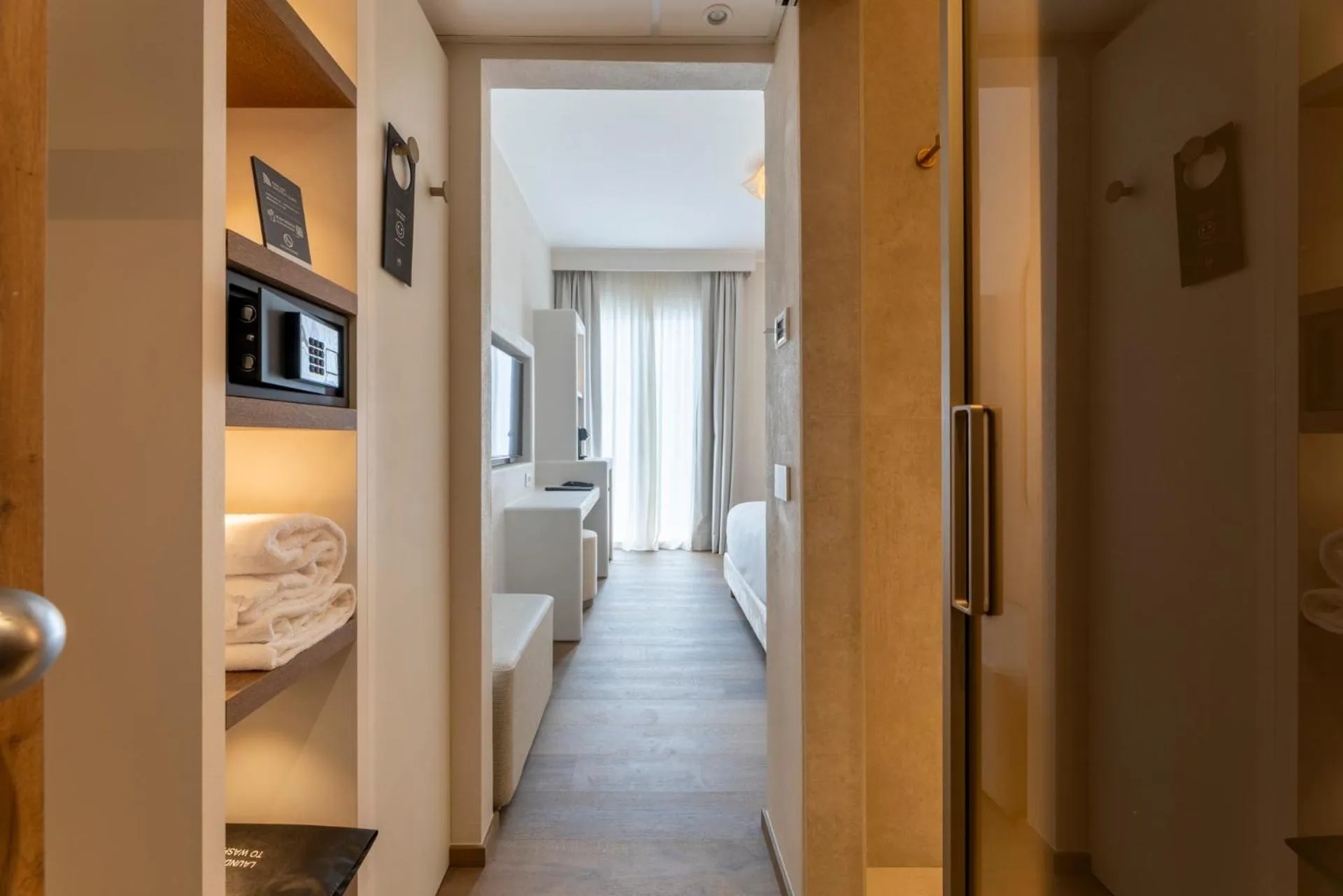 Photo of the whole room, Bed in Hi Hotels Sirmione - Lakeview Pool