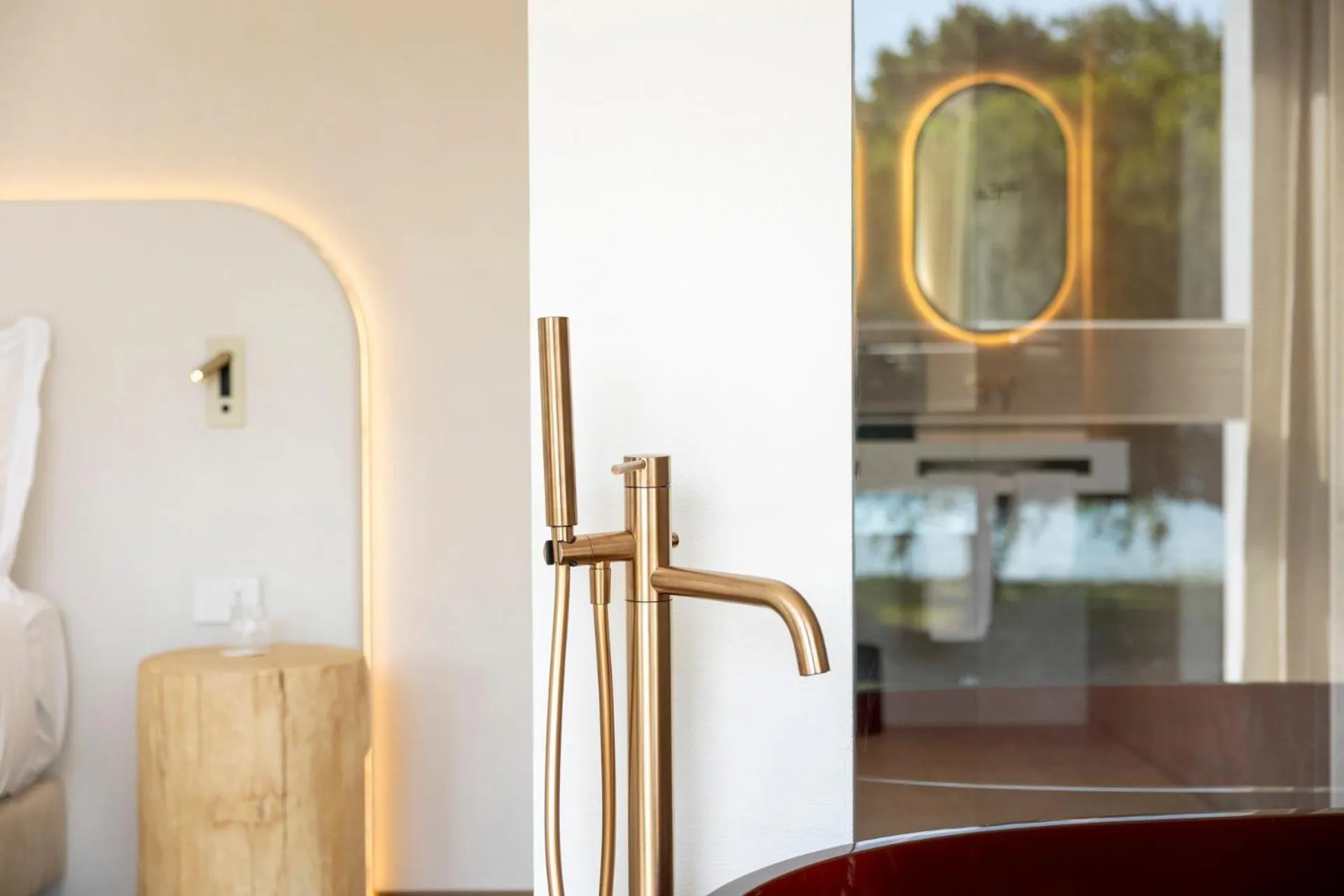 Bathroom in Hi Hotels Sirmione - Lakeview Pool