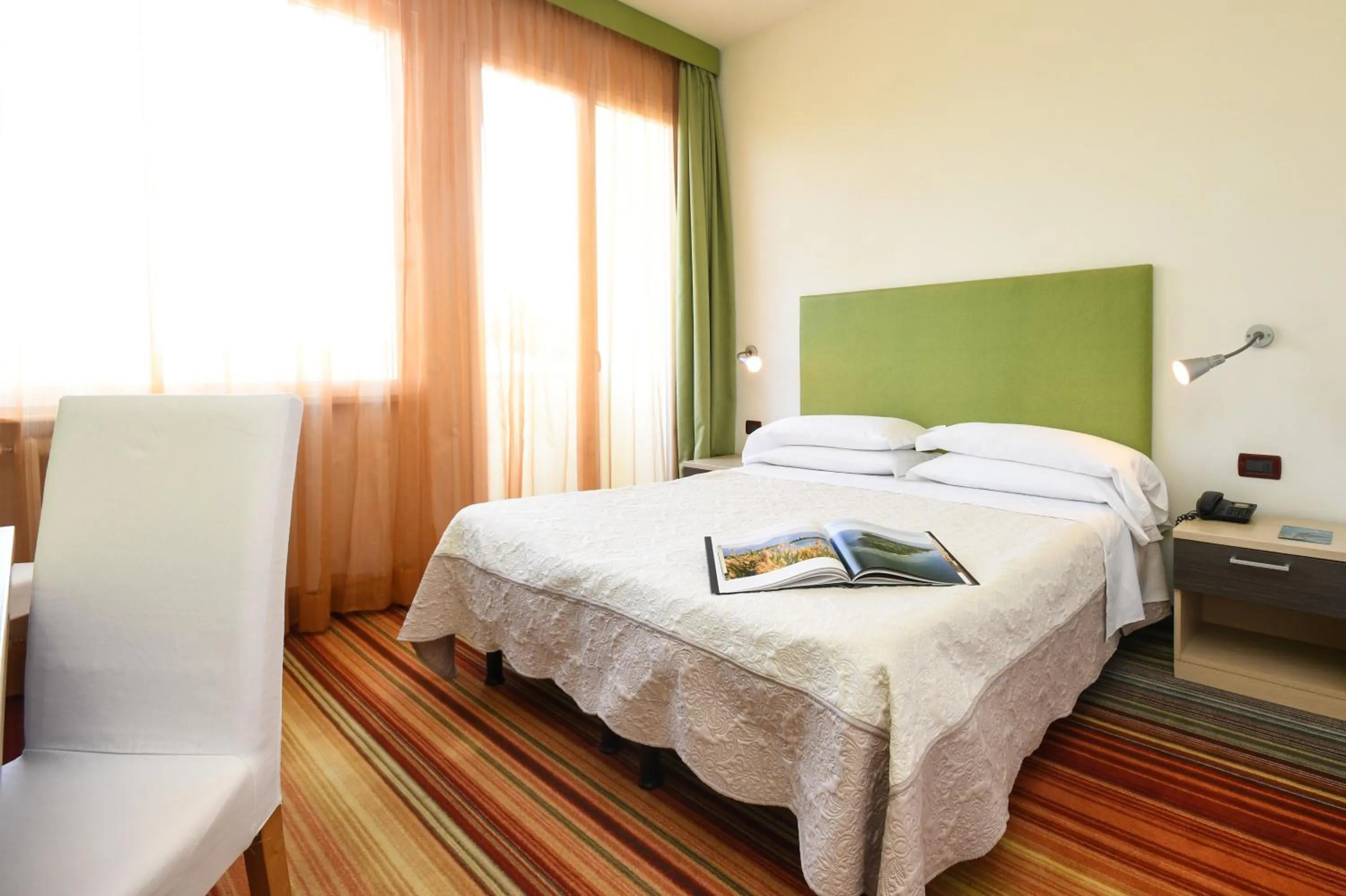 Bedroom in Hotel Suisse