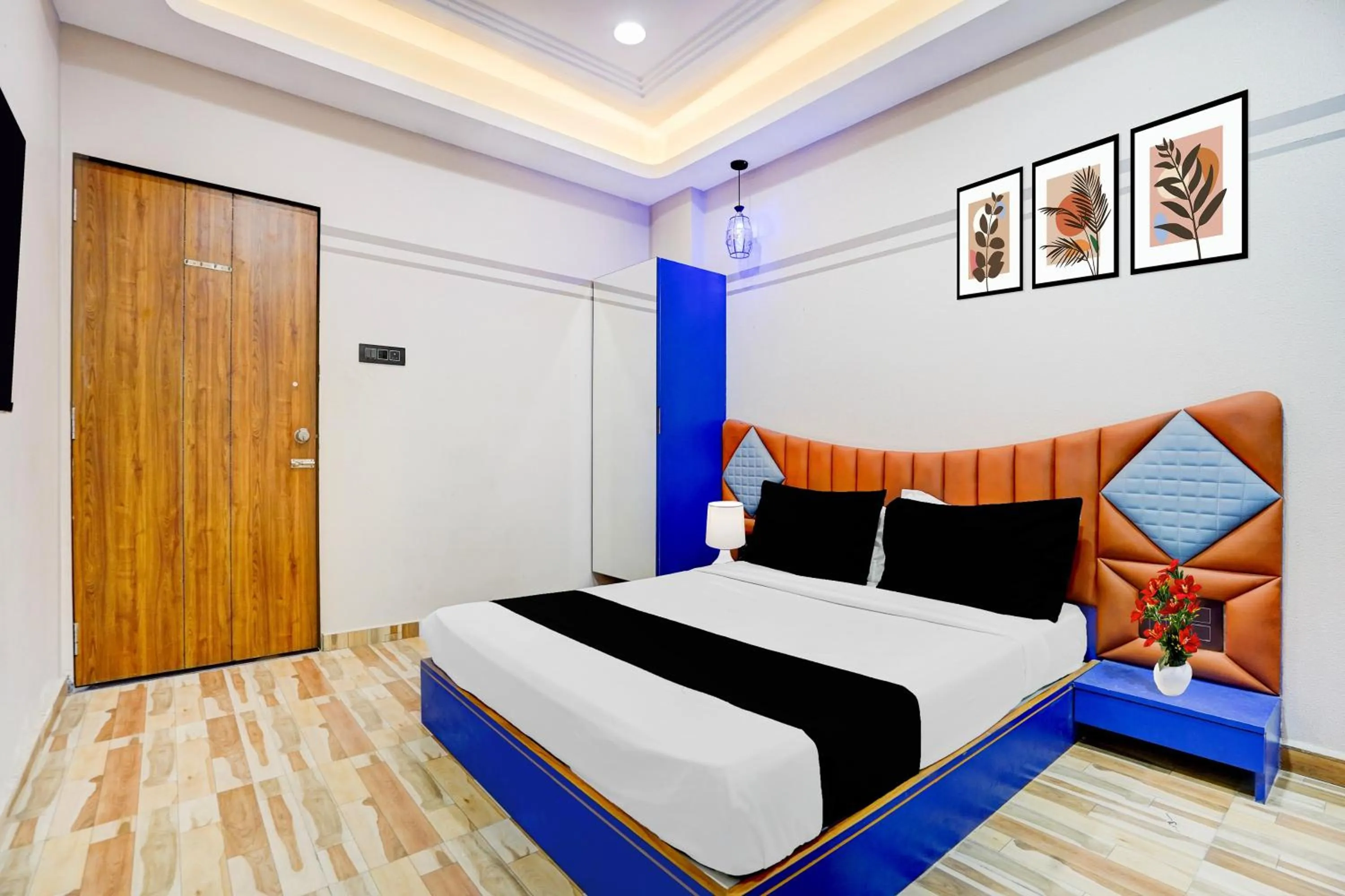 Bedroom, Bed in Super Collection O Kosad Railway Station Formerly Hotel Royal Orbits