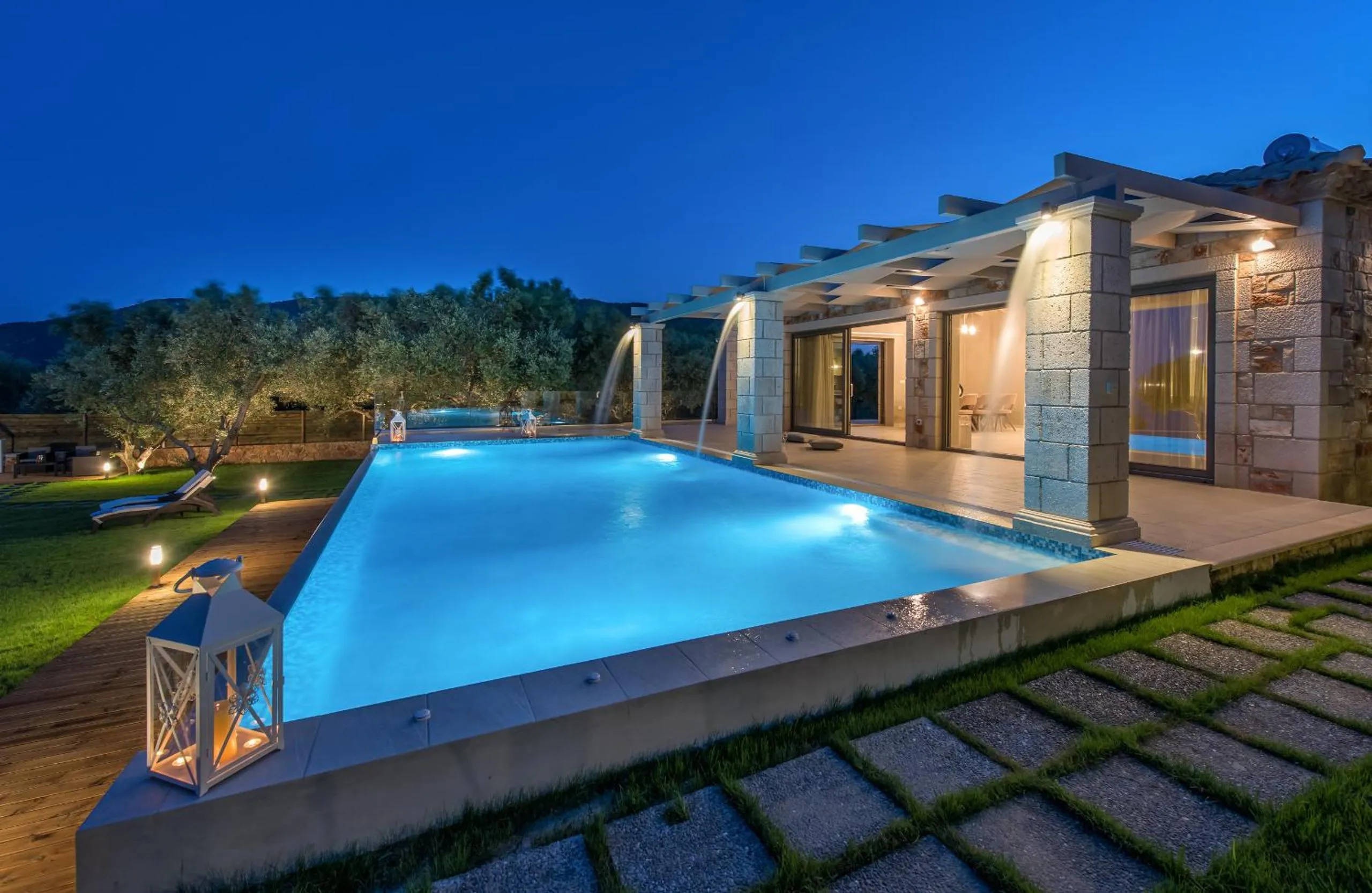Swimming pool in Avra Luxury Villa & Spa