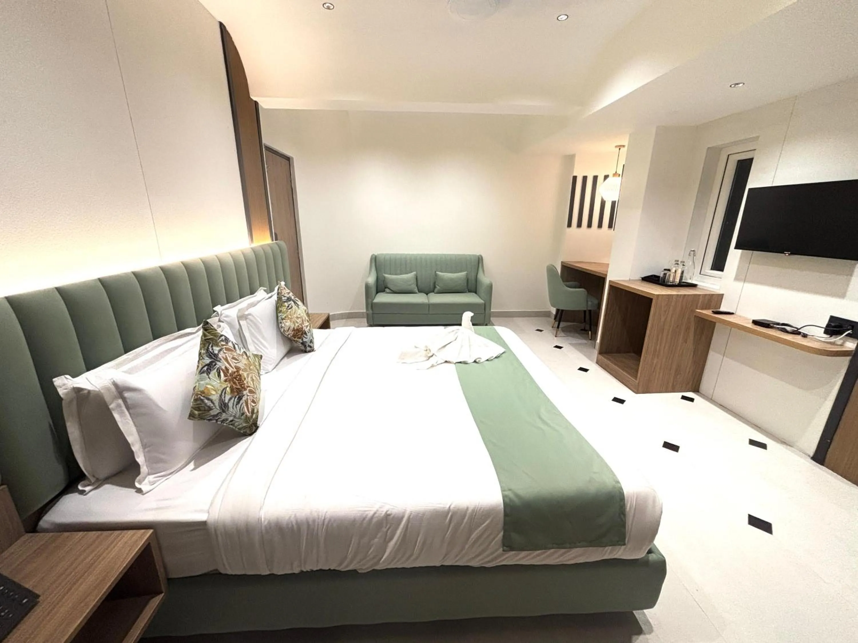Bedroom, Bed in Yuvraj Land Mark