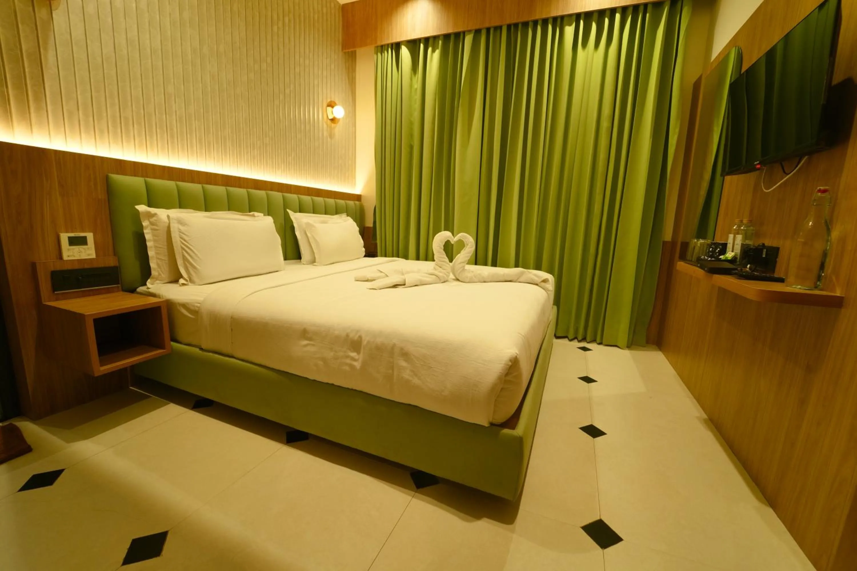 Bed in Yuvraj Land Mark