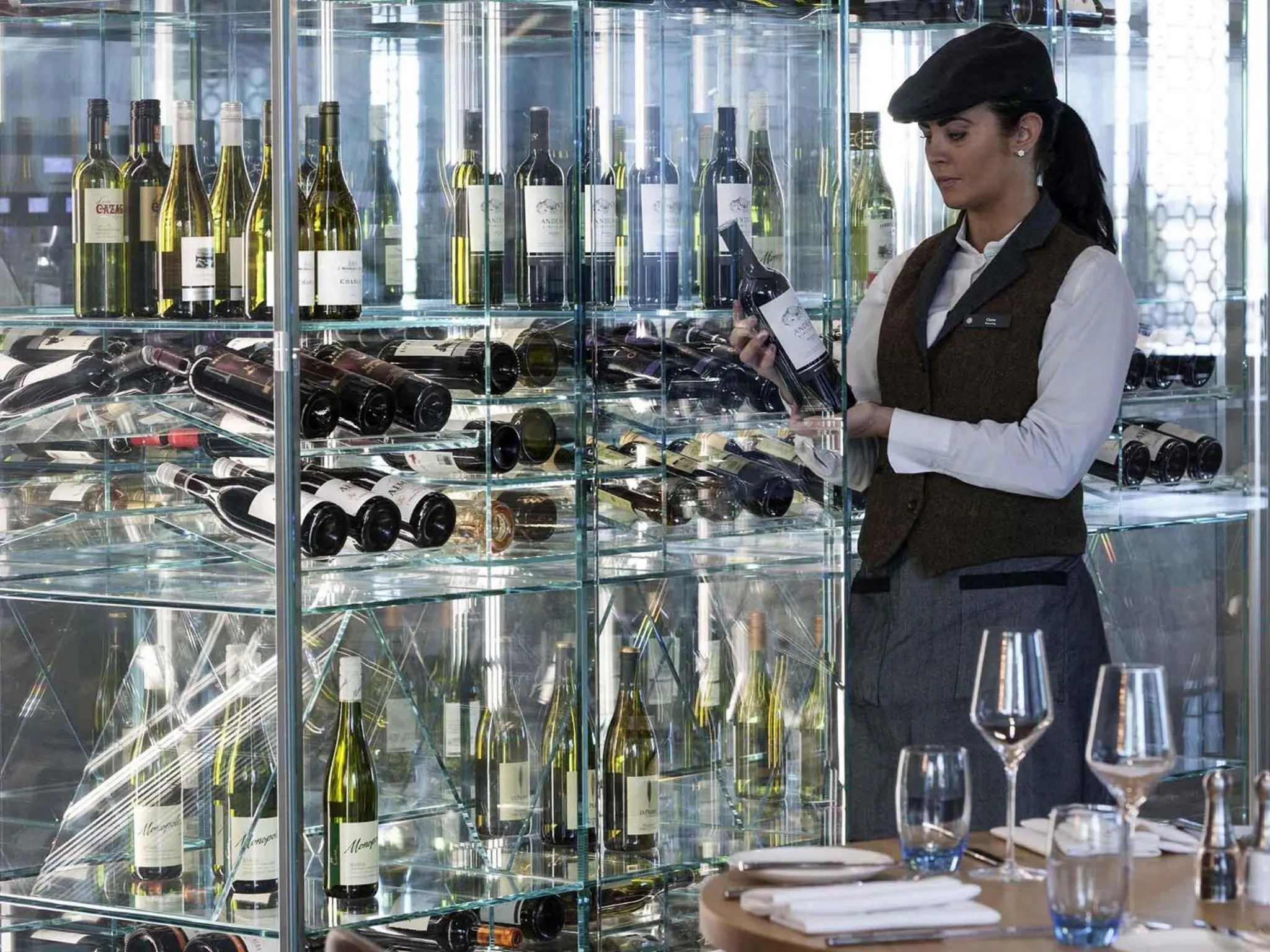 Lounge or bar in Pullman Liverpool