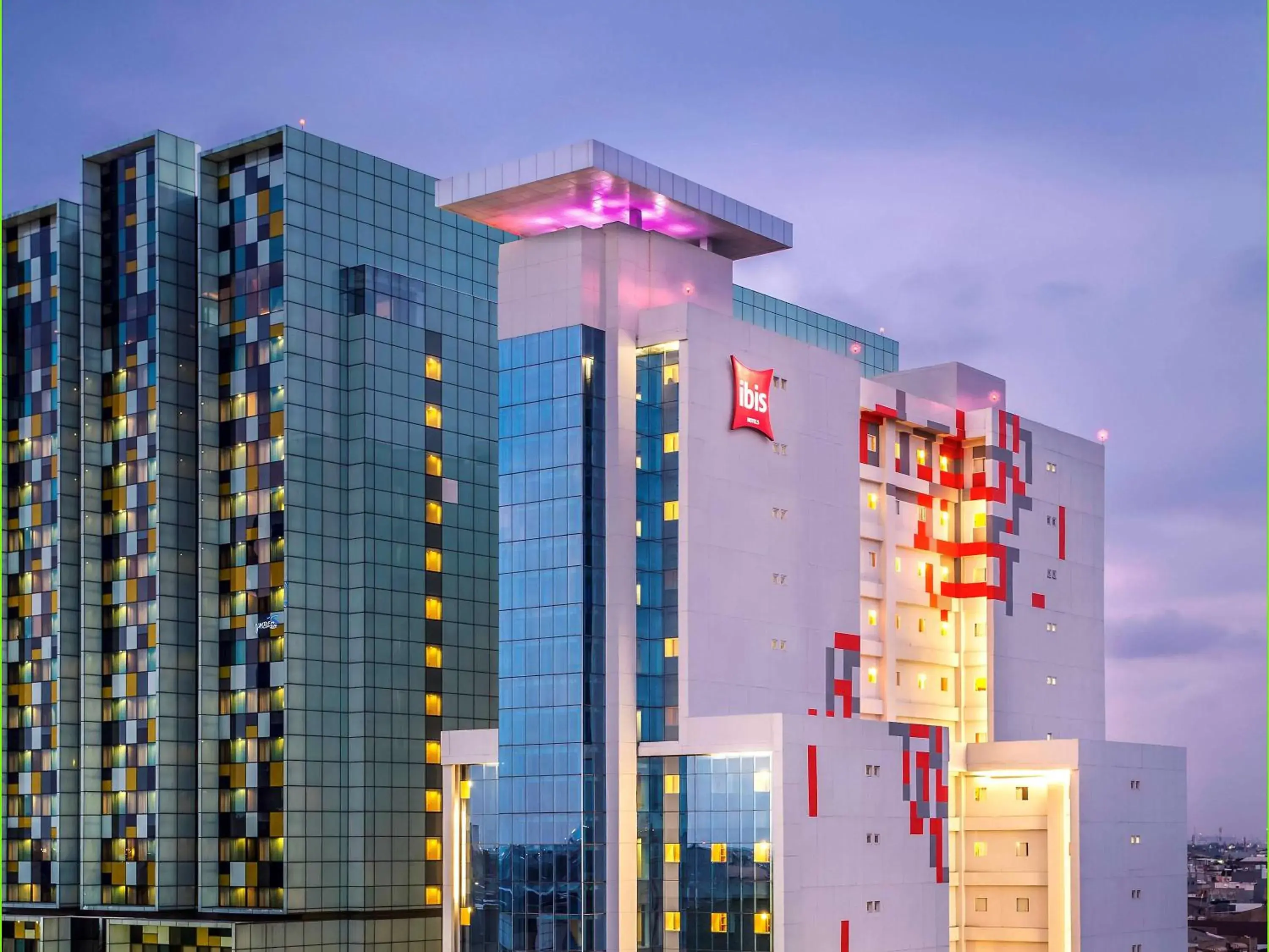 Property building in Ibis Jakarta Harmoni Property building in Ibis Jakarta Harmoni
