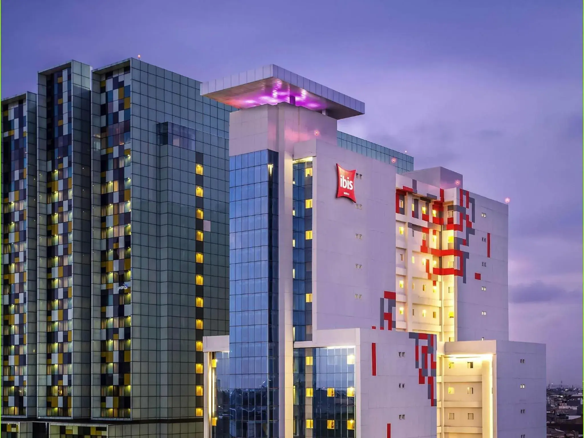 Property building in Ibis Jakarta Harmoni Property building in Ibis Jakarta Harmoni