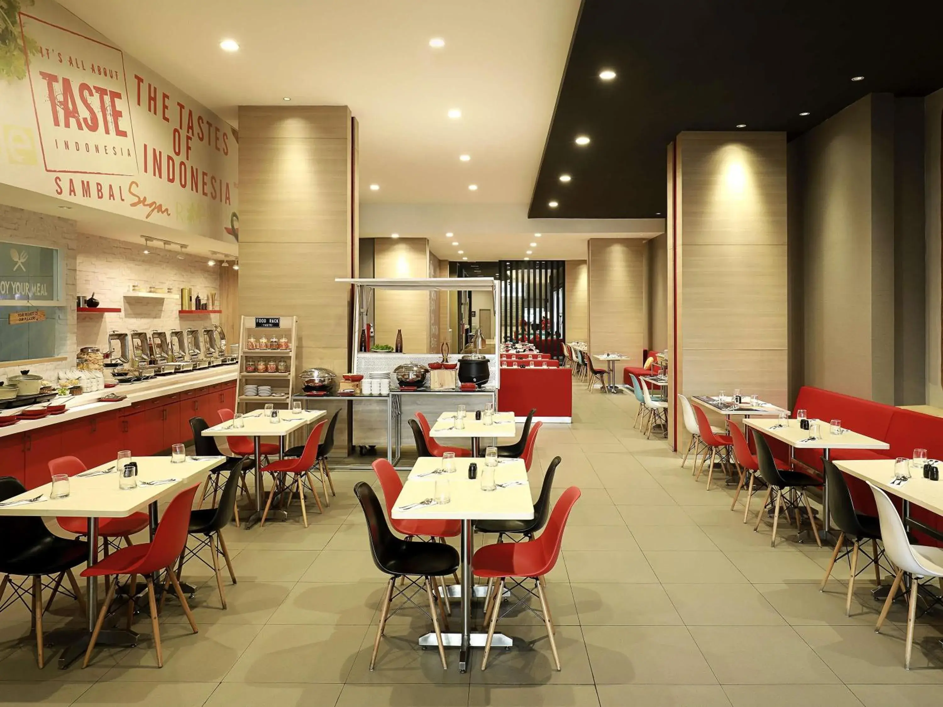 Restaurant/places to eat in Ibis Jakarta Harmoni Restaurant/places to eat in Ibis Jakarta Harmoni