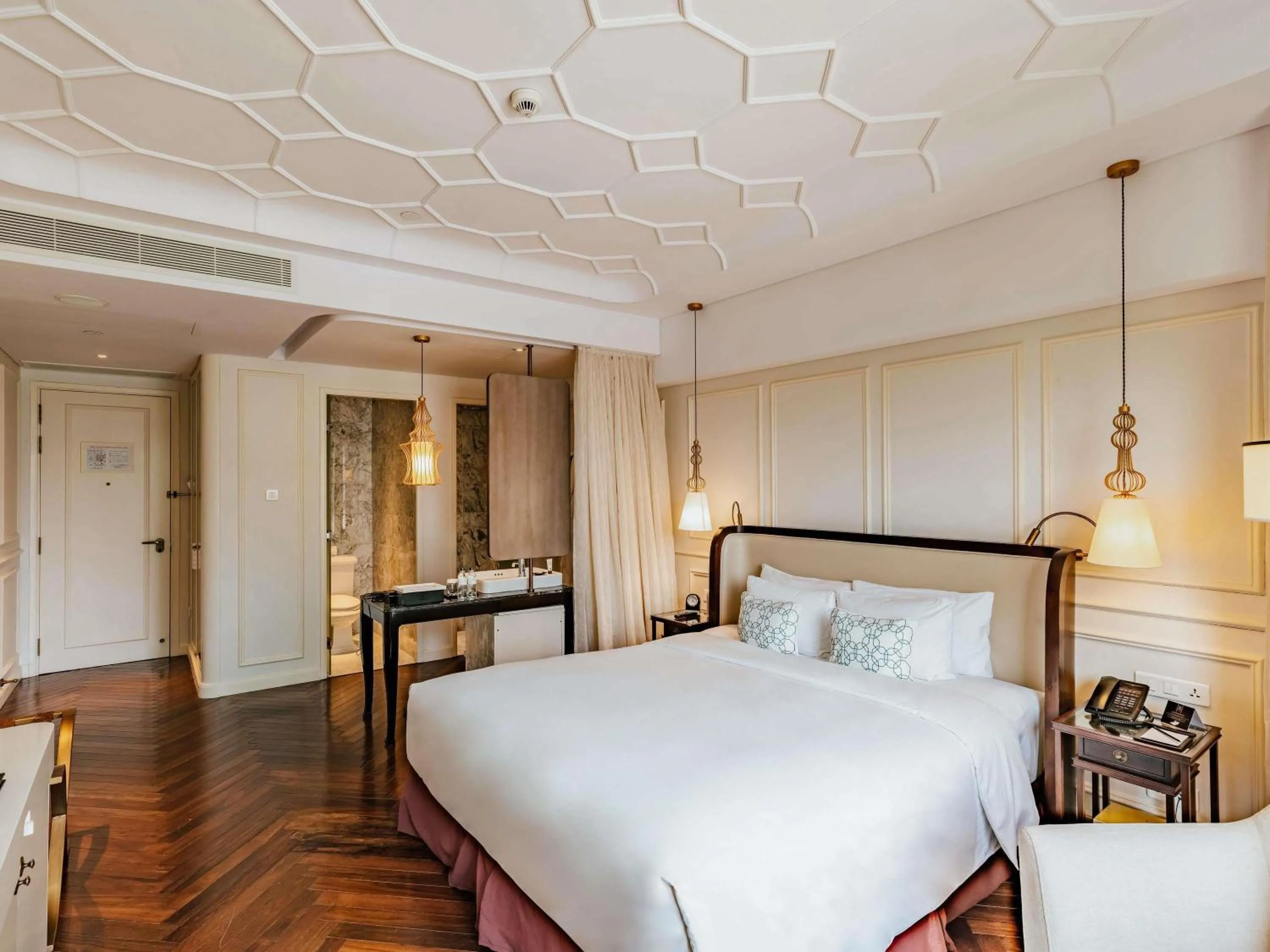 Bedroom, Bed in Hotel Des Arts Saigon Mgallery Collection