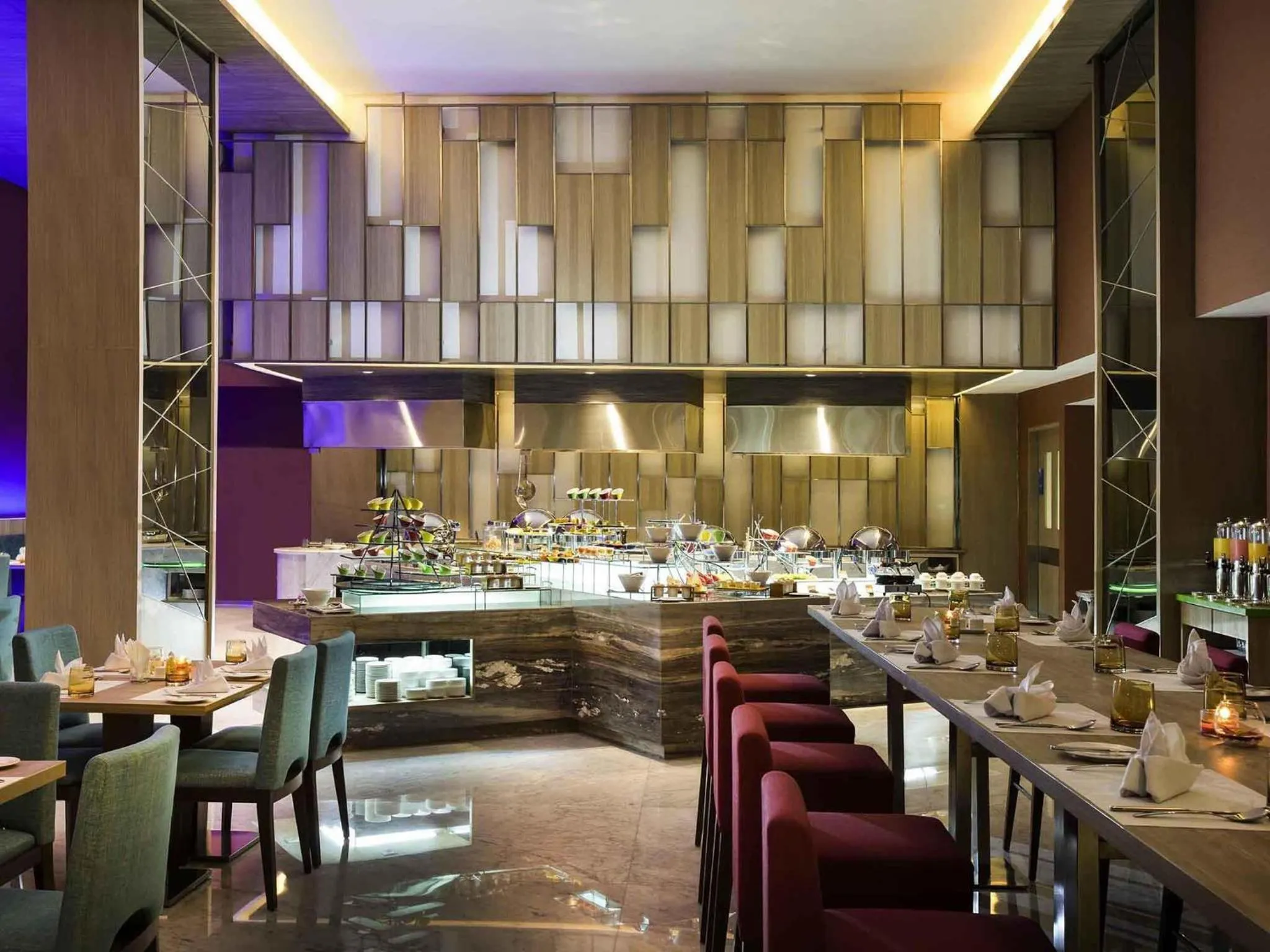 Restaurant/places to eat in Novotel Makassar Grand Shayla