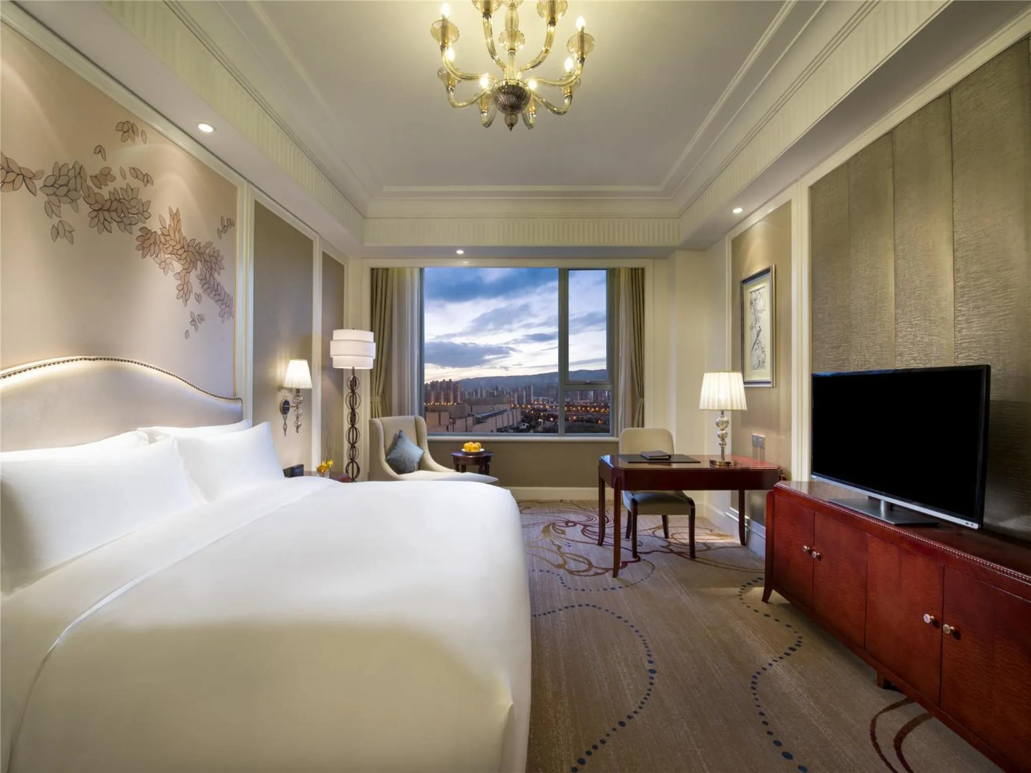 Bedroom, Bed in Sofitel Xining