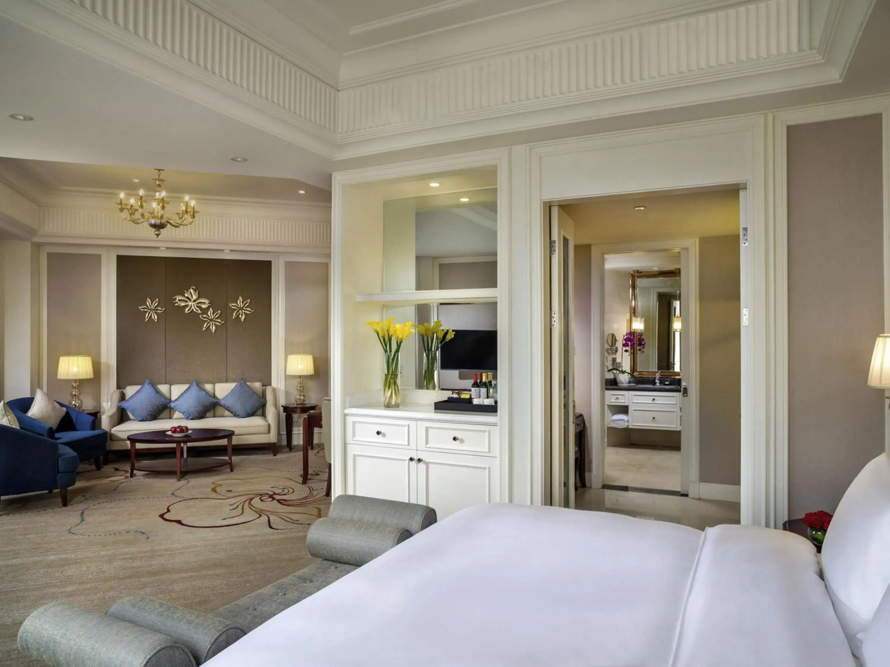 Bedroom in Sofitel Xining Bedroom in Sofitel Xining