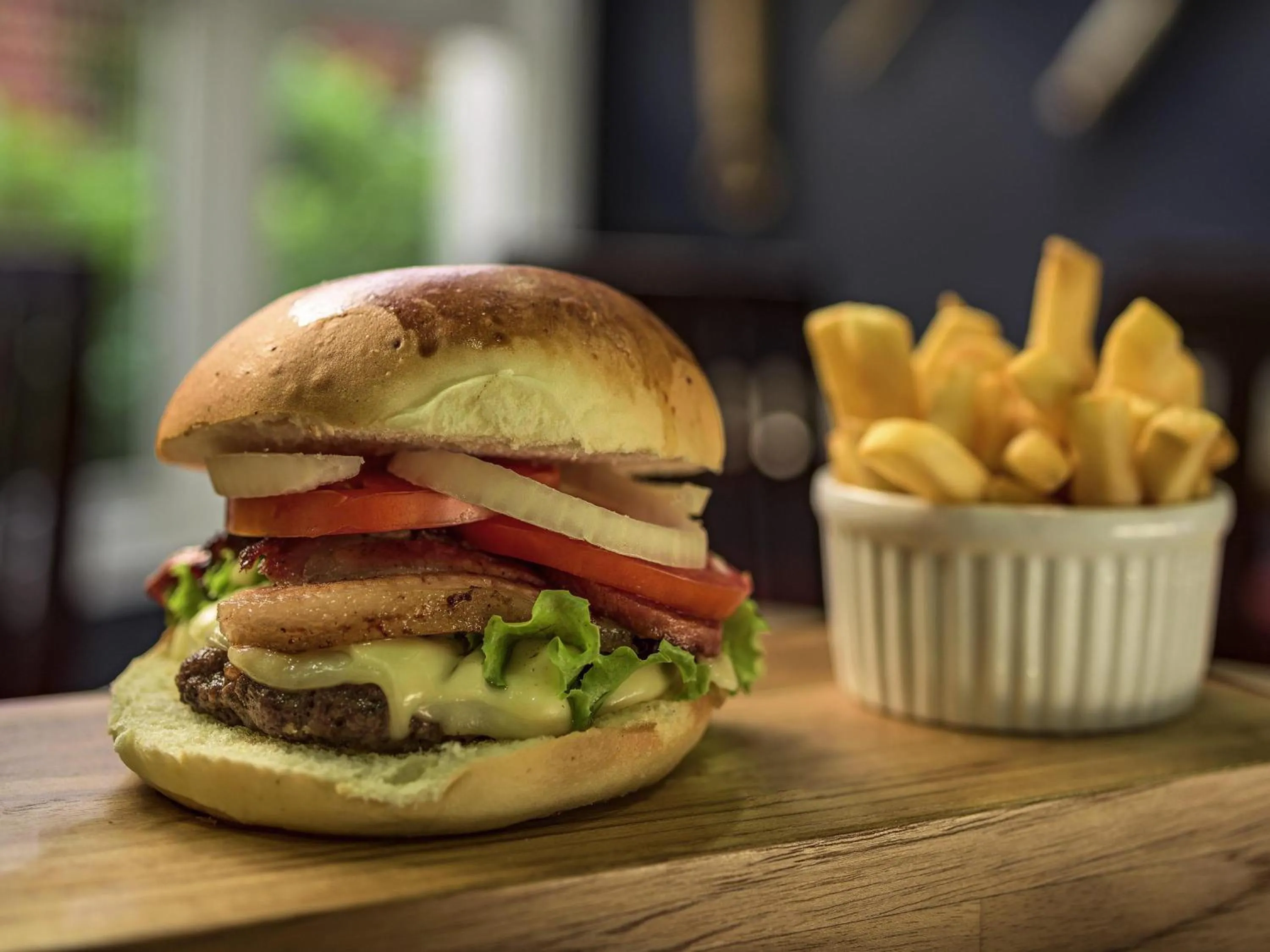 Lounge or bar in ibis Belem Aeroporto