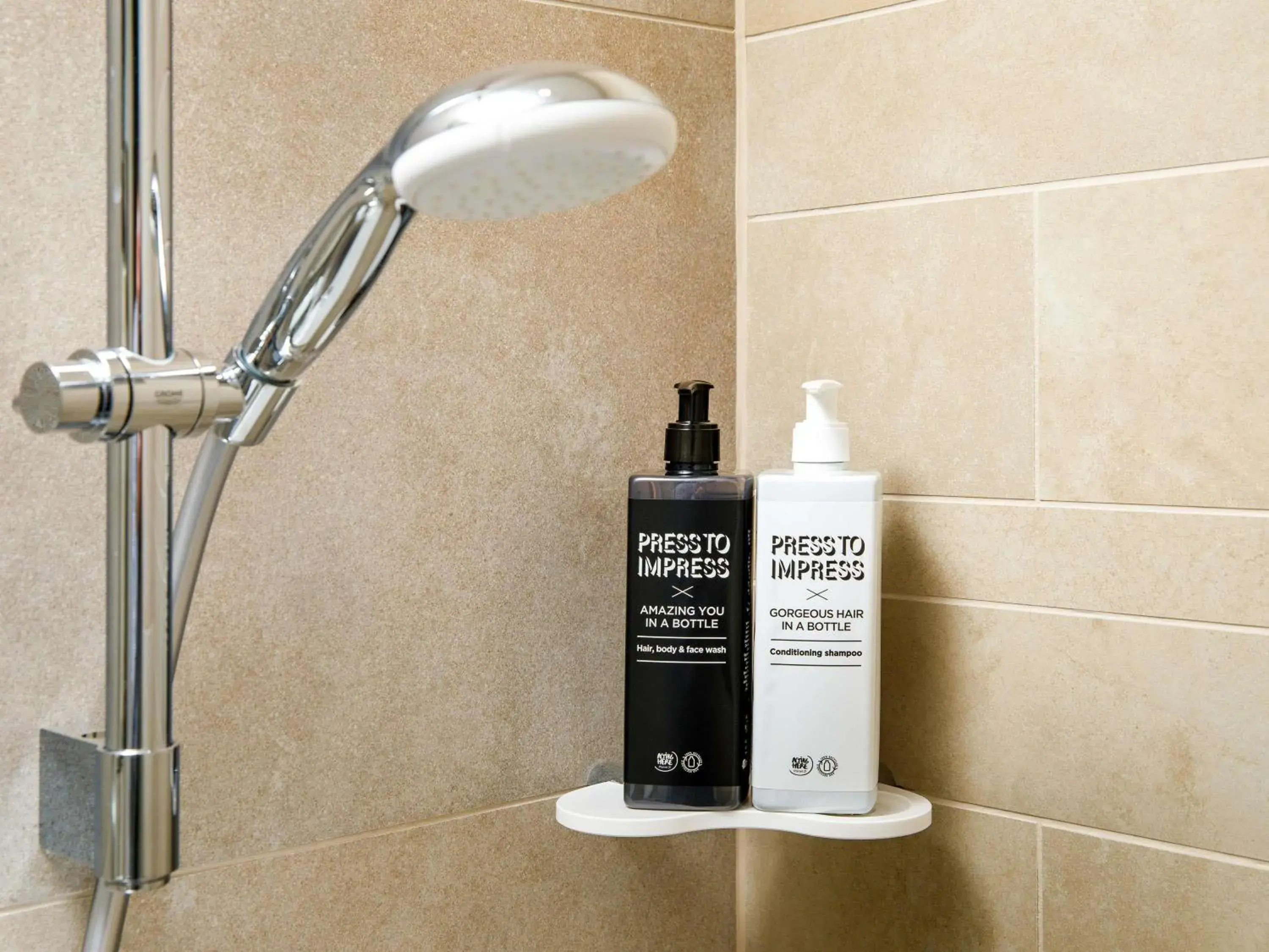 Bedroom in ibis Styles Glasgow Centre George Square Bedroom in ibis Styles Glasgow Centre George Square