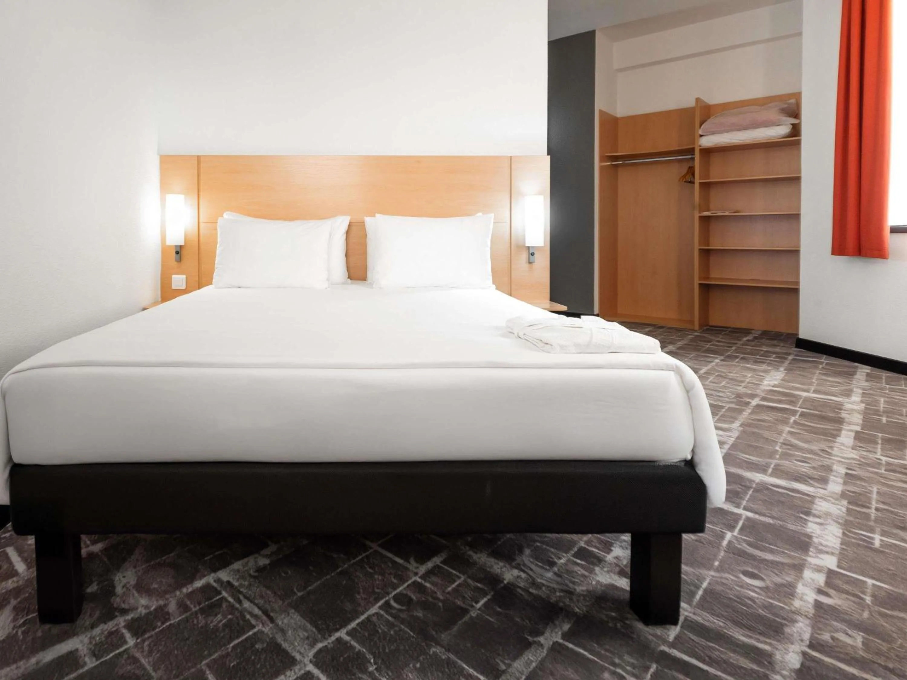 Bedroom, Bed in Ibis Astana