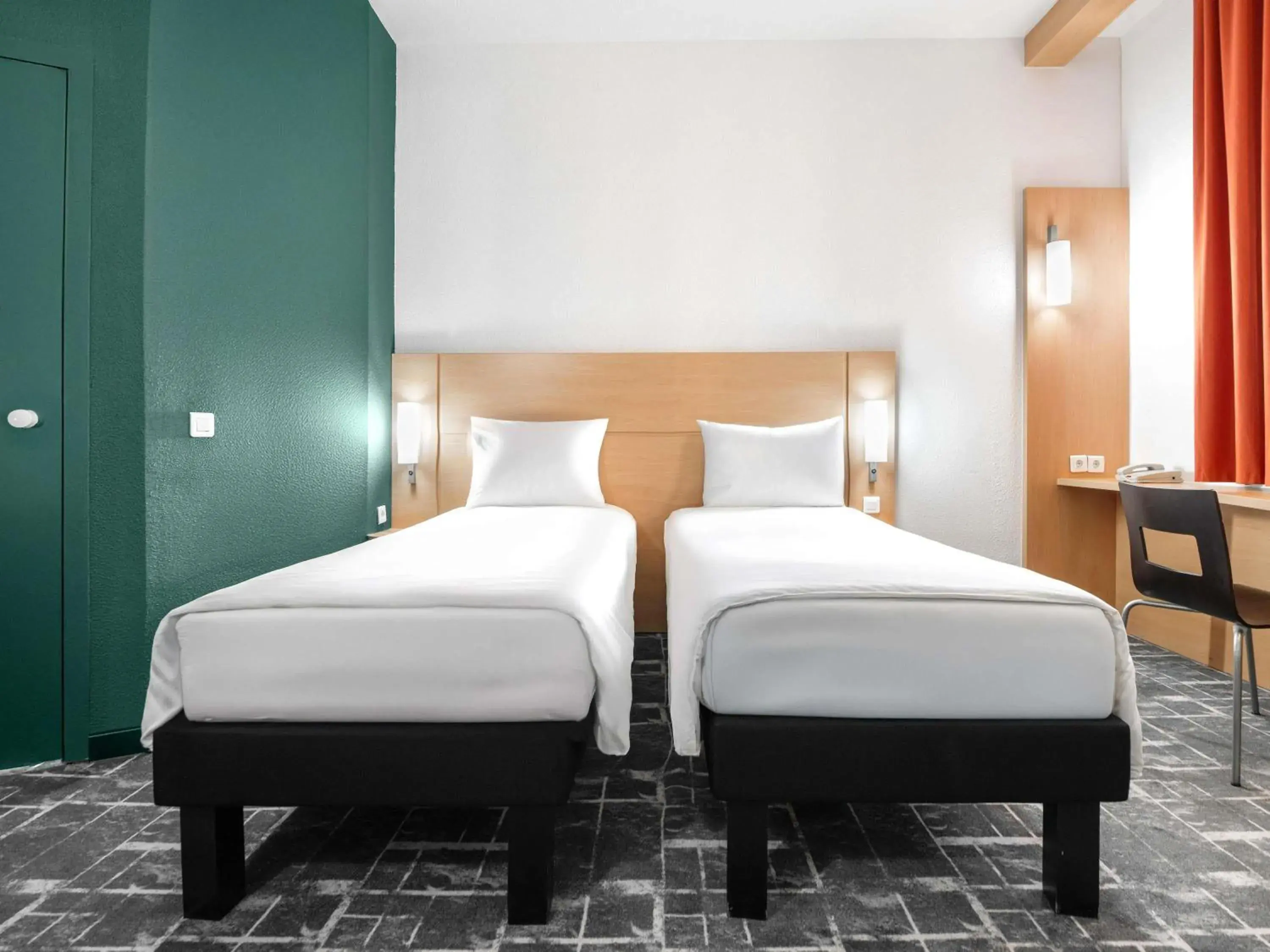 Bedroom, Bed in Ibis Astana Bedroom, Bed in Ibis Astana